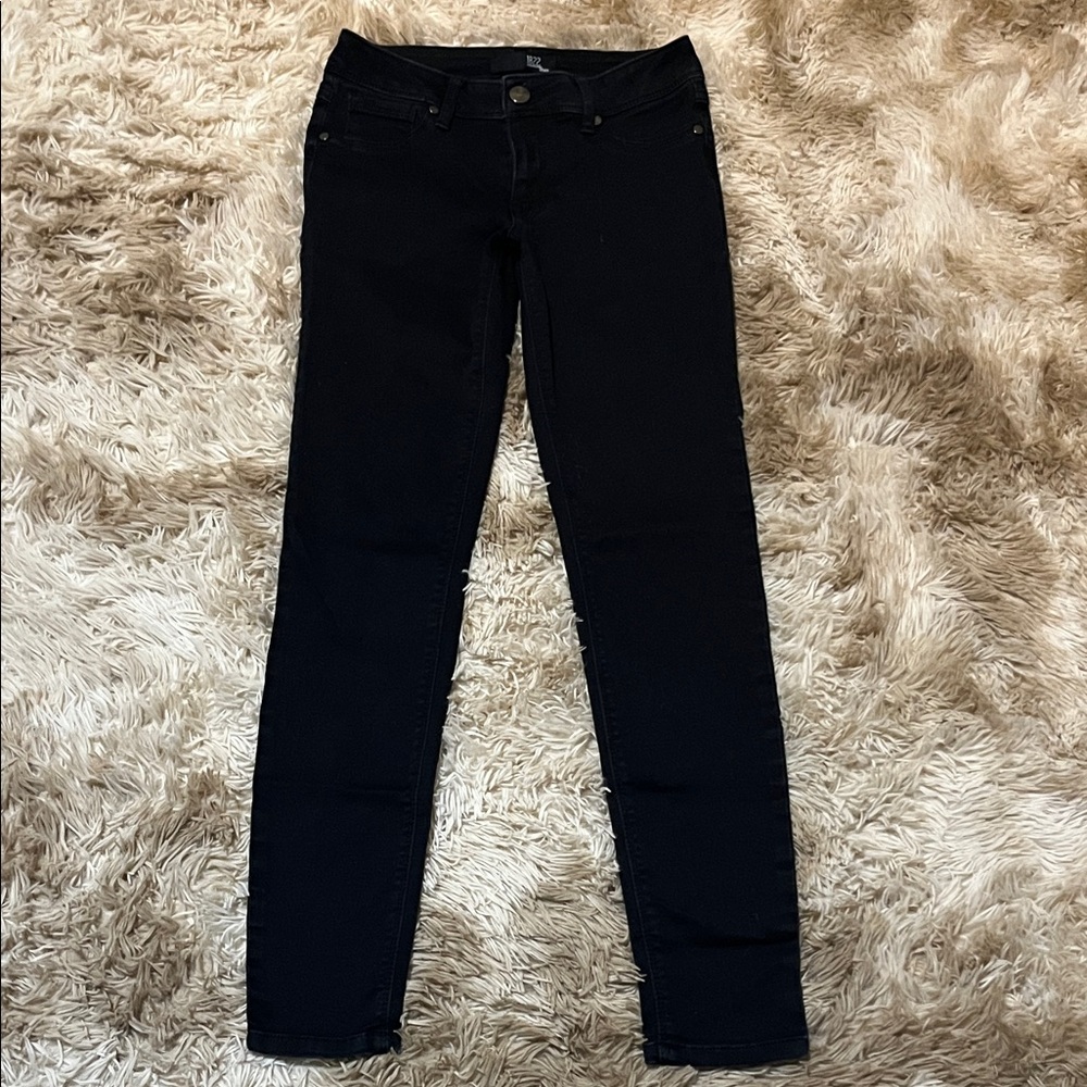 1822 Denim Classic Black Jeans
